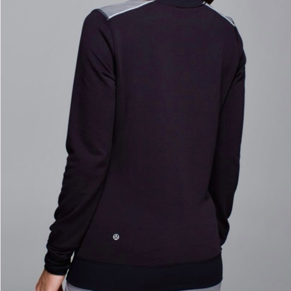 Lululemon In A Flash Long Sleeve - Picture 2 of 8